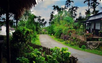 Asia’s cleanest village – Mawlynnong, Meghalaya