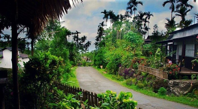 Asia’s cleanest village – Mawlynnong, Meghalaya