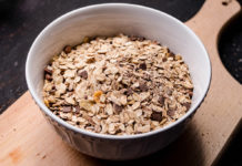 5 HEALTHY BENEFITS OF OATMEAL Oatmeal