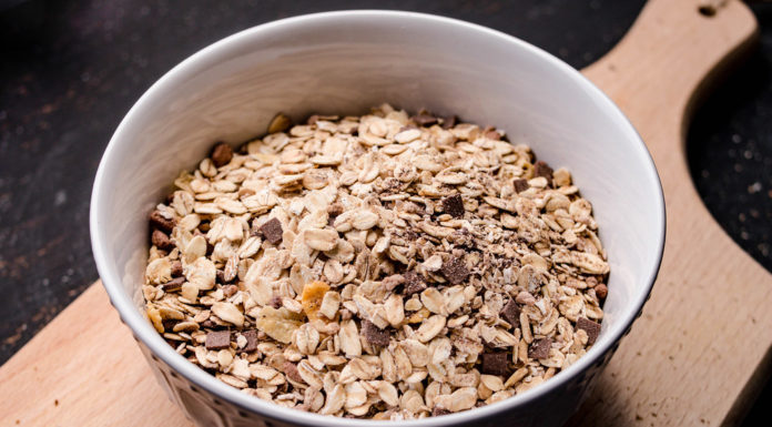 5 HEALTHY BENEFITS OF OATMEAL Oatmeal