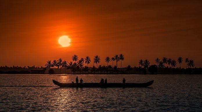 5 PLACES TO GO WITH LOW BUDGET- INDIA Travel to India FI